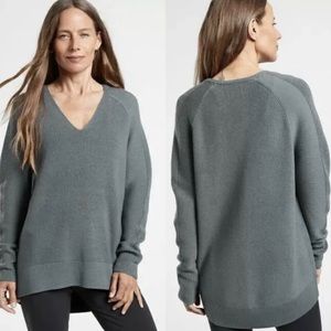 Athleta Fine Merino Wool Blend Hanover Quiet Luxury Minimalist Sweater Size XXS